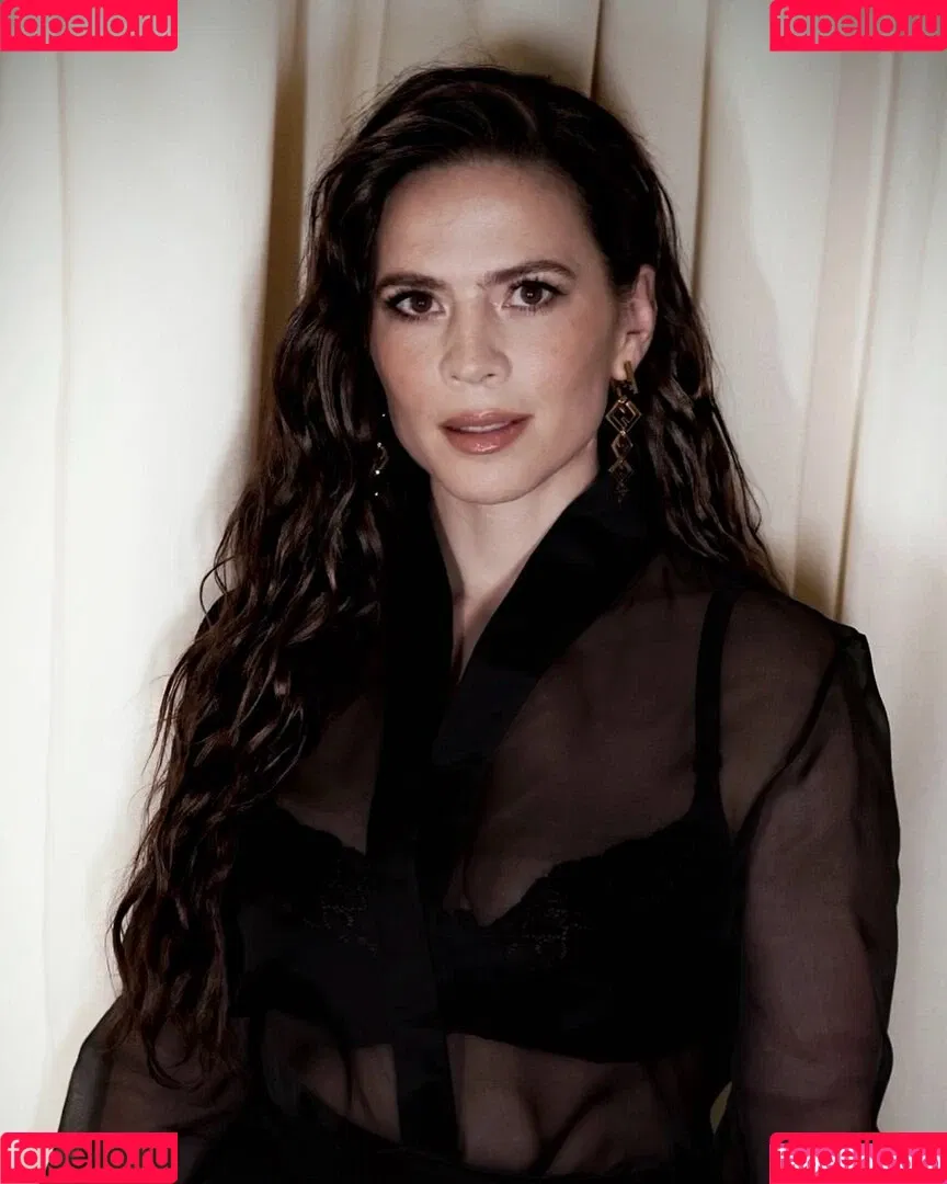 Hayley Atwell / hayley_atwell / wellhayley Onlyfans Photo Gallery 