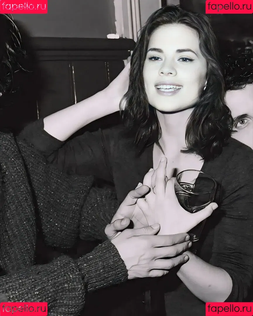 Hayley Atwell / hayley_atwell / wellhayley Onlyfans Photo Gallery 