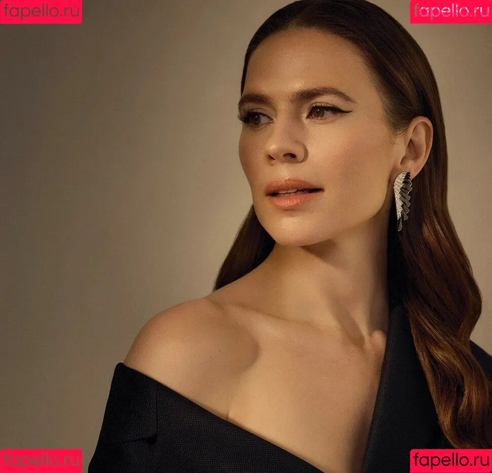 Hayley Atwell / hayley_atwell / wellhayley Onlyfans Photo Gallery 