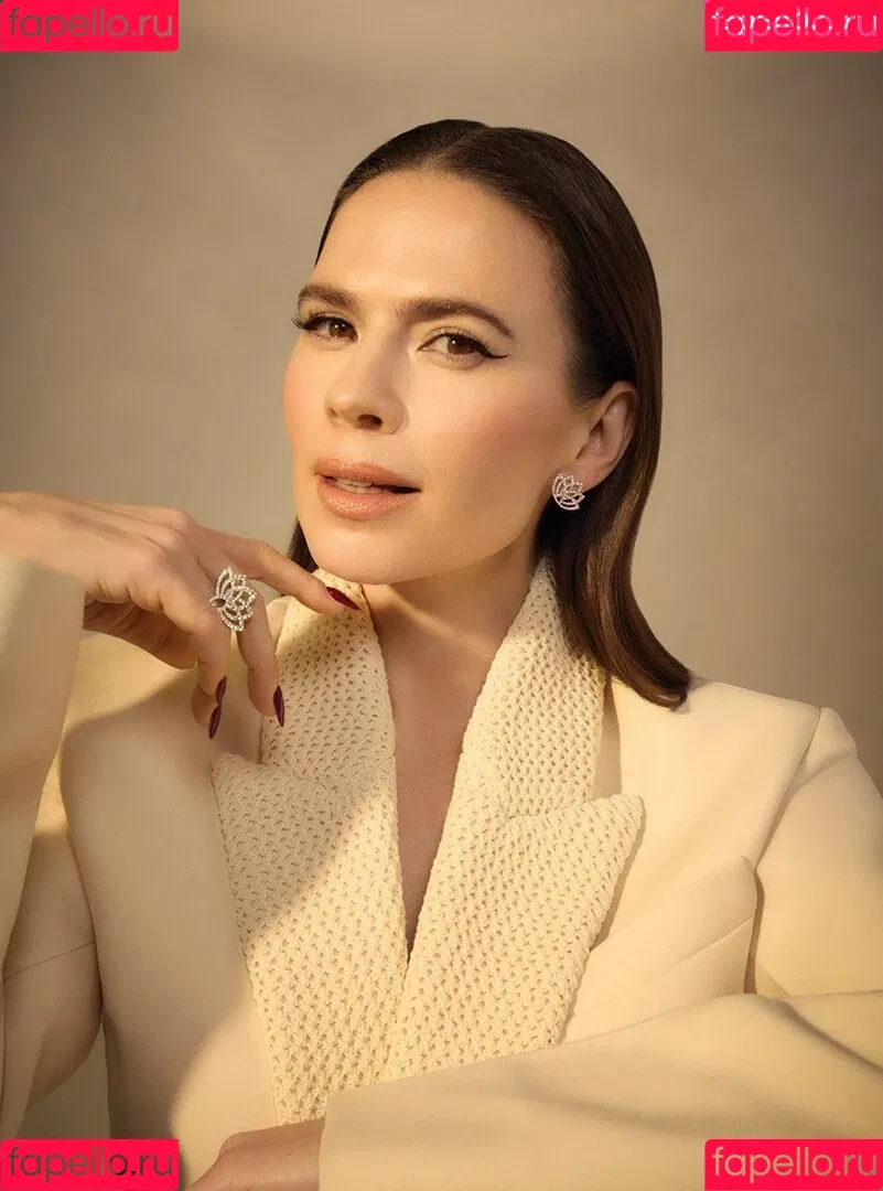 Hayley Atwell / hayley_atwell / wellhayley Onlyfans Photo Gallery 