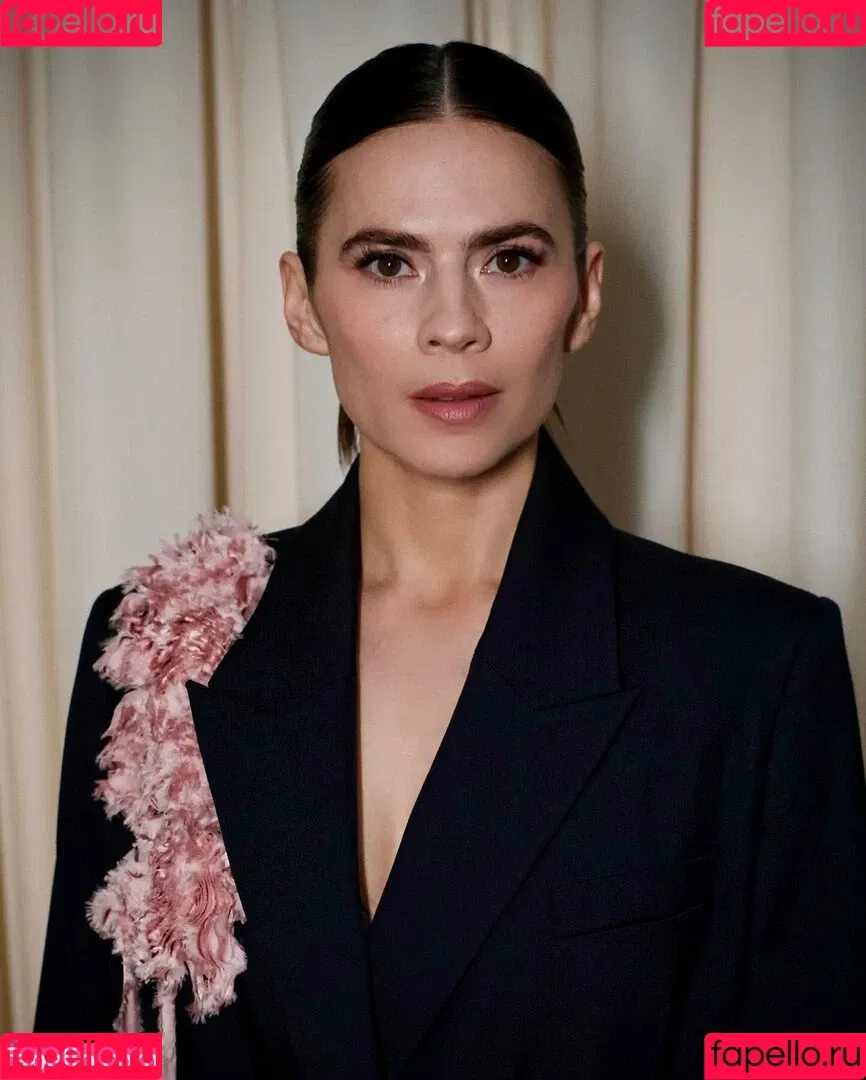 Hayley Atwell / hayley_atwell / wellhayley Onlyfans Photo Gallery 