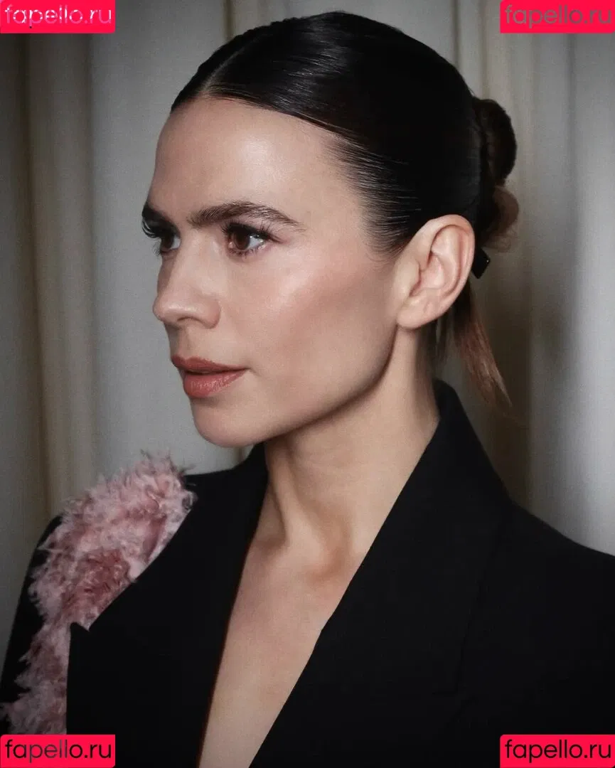 Hayley Atwell / hayley_atwell / wellhayley Onlyfans Photo Gallery 