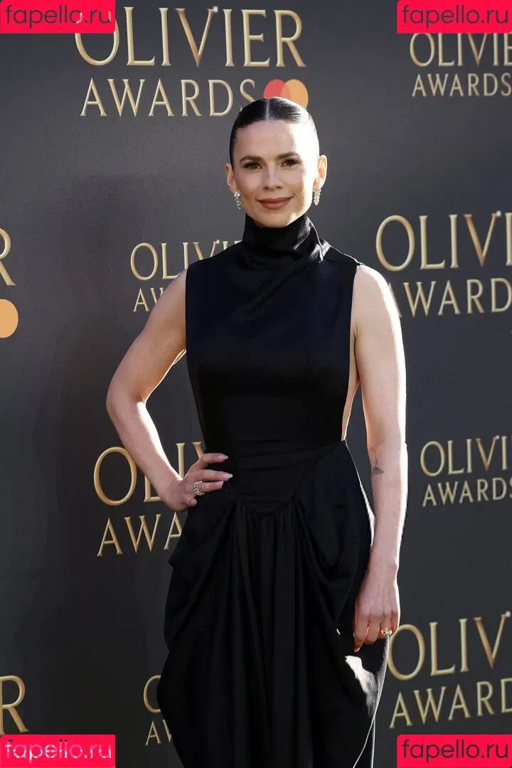 Hayley Atwell / hayley_atwell / wellhayley Onlyfans Photo Gallery 