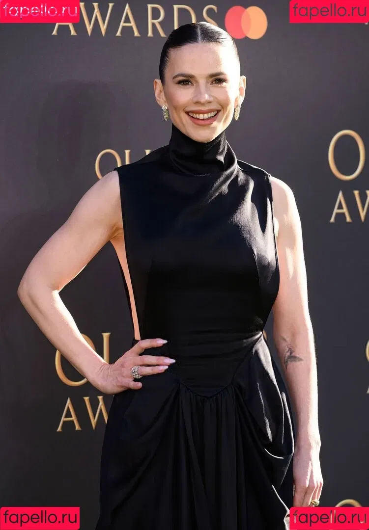 Hayley Atwell / hayley_atwell / wellhayley Onlyfans Photo Gallery 