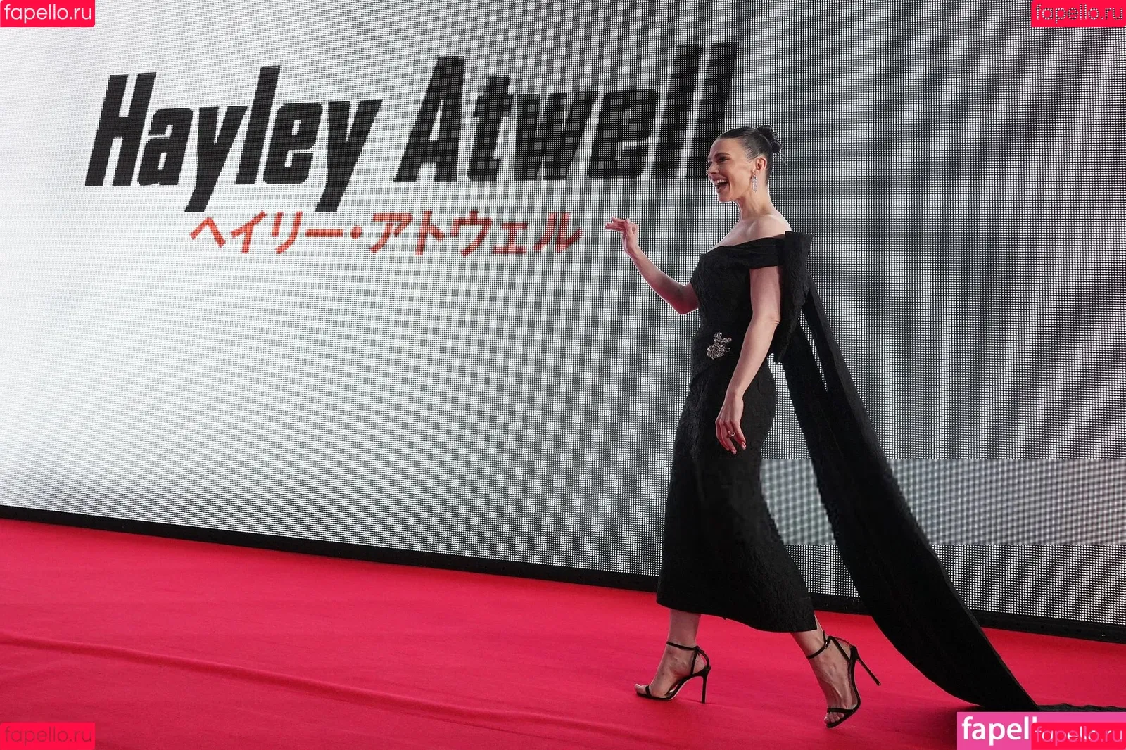 Hayley Atwell / hayley_atwell / wellhayley Onlyfans Photo Gallery 