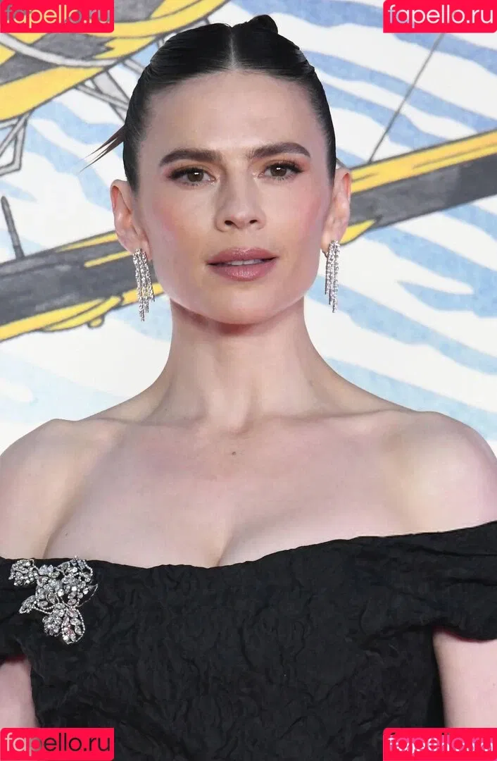 Hayley Atwell / hayley_atwell / wellhayley Onlyfans Photo Gallery 