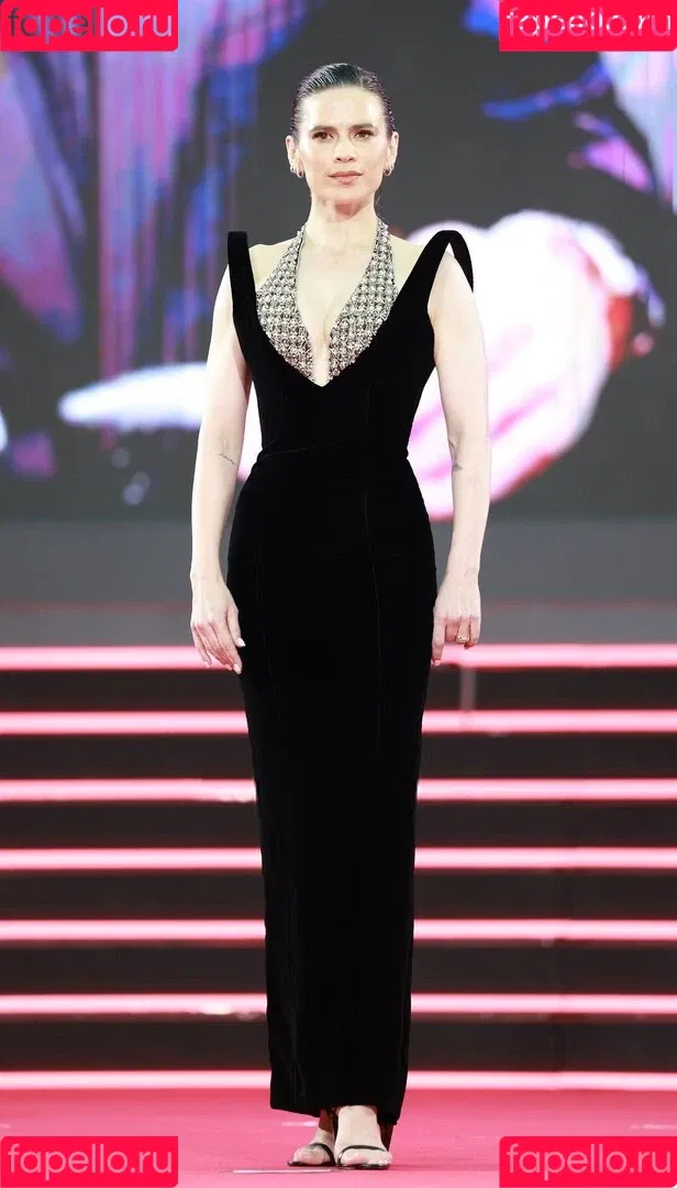 Hayley Atwell / hayley_atwell / wellhayley Onlyfans Photo Gallery 