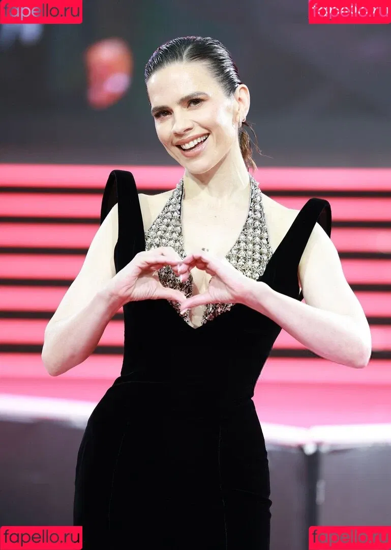 Hayley Atwell / hayley_atwell / wellhayley Onlyfans Photo Gallery 