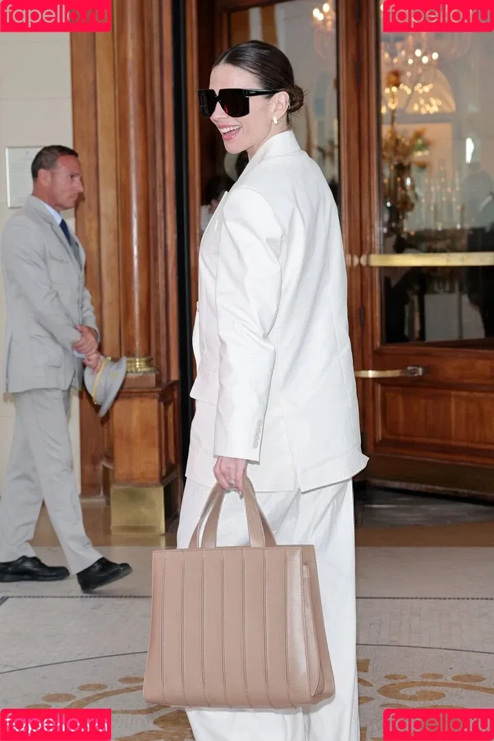 Hayley Atwell / hayley_atwell / wellhayley Onlyfans Photo Gallery 