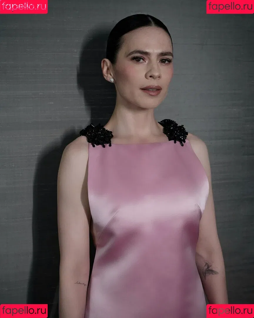 Hayley Atwell / hayley_atwell / wellhayley Onlyfans Photo Gallery 