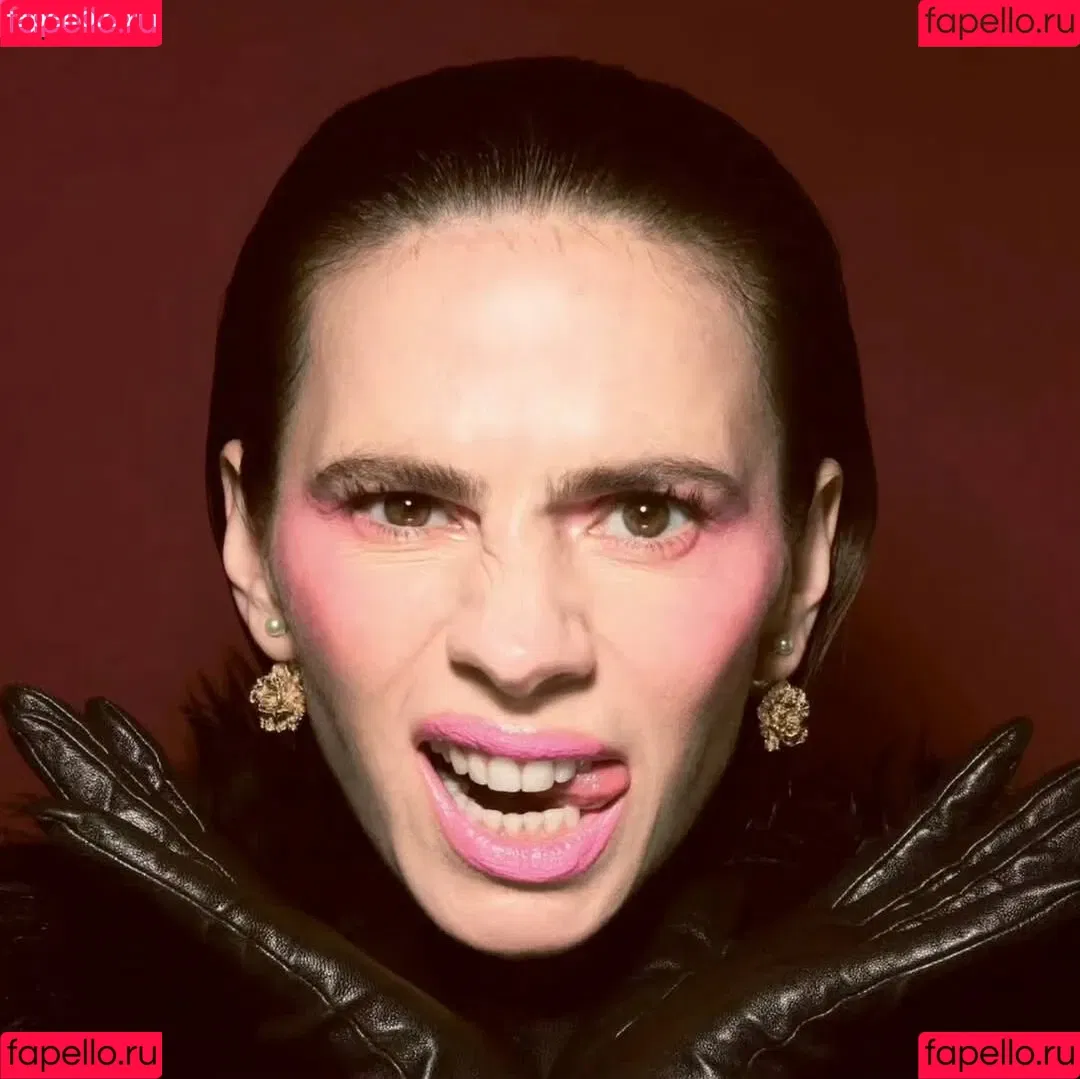 Hayley Atwell / hayley_atwell / wellhayley Onlyfans Photo Gallery 