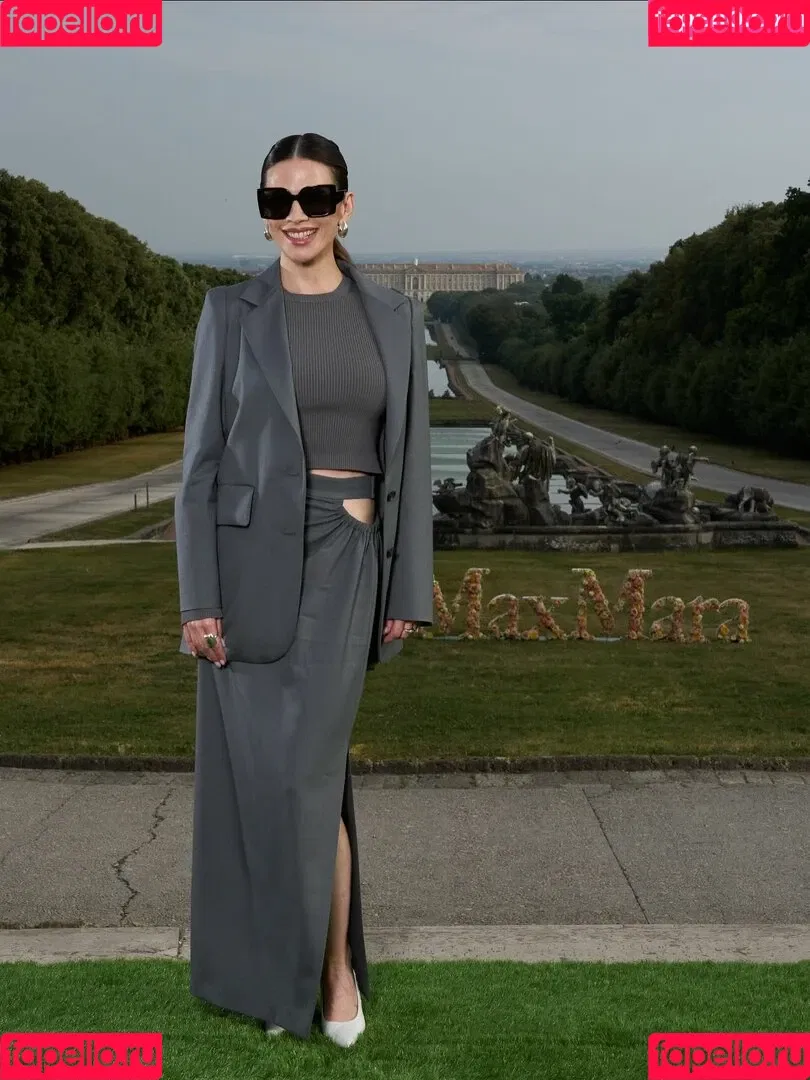 Hayley Atwell / hayley_atwell / wellhayley Onlyfans Photo Gallery 