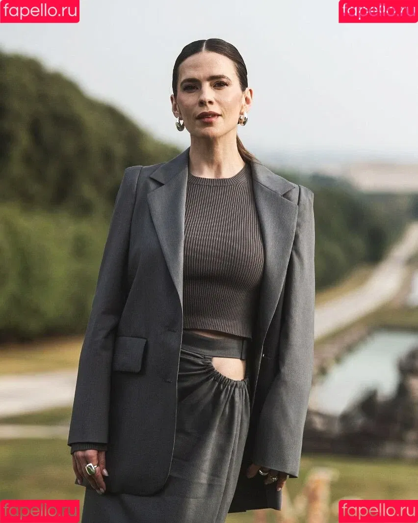 Hayley Atwell / hayley_atwell / wellhayley Onlyfans Photo Gallery 