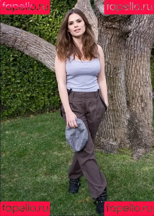 Hayley Atwell / hayley_atwell / wellhayley Onlyfans Photo Gallery 