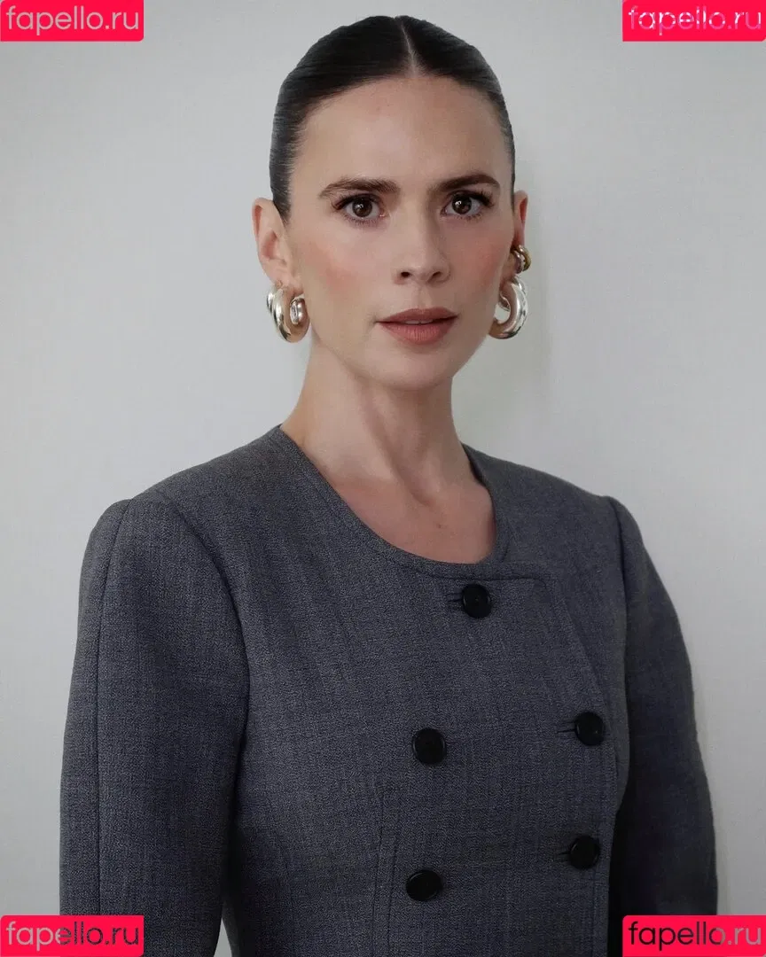 Hayley Atwell / hayley_atwell / wellhayley Onlyfans Photo Gallery 