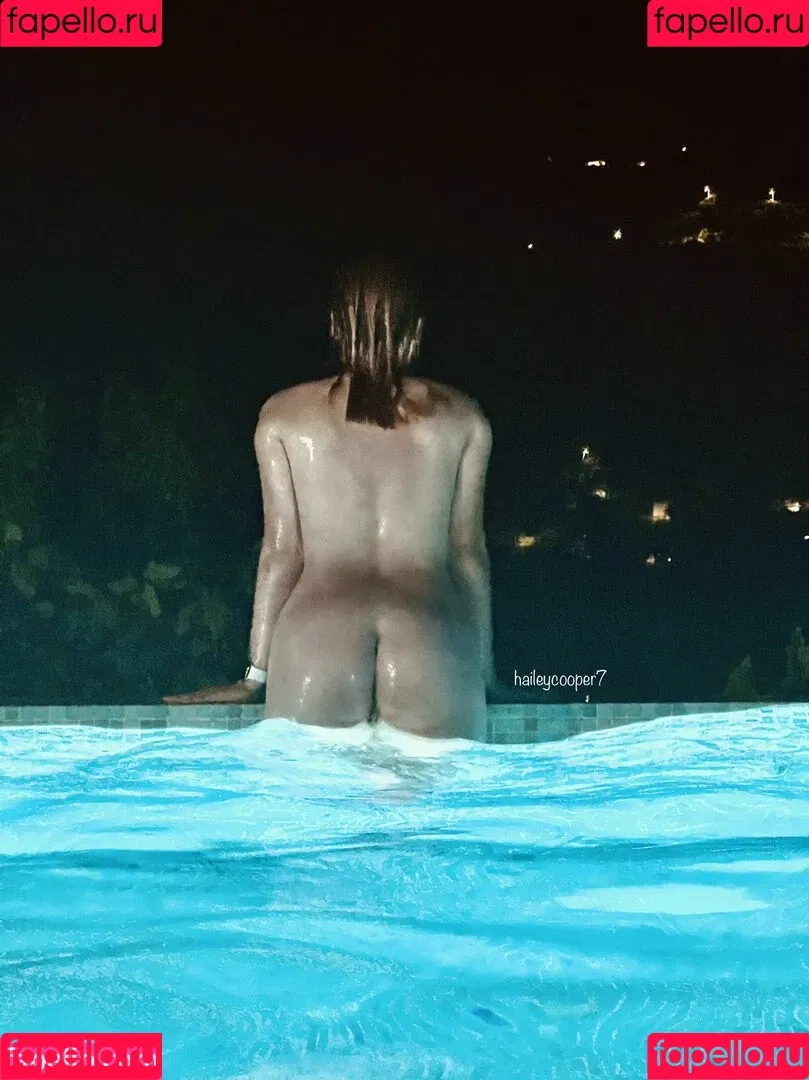 Hailey Cooper / haileycooper7 / homewithhaileyc Onlyfans Photo Gallery 