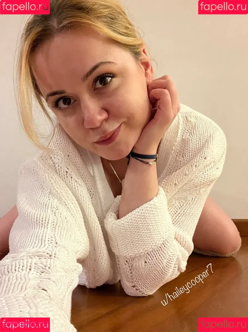 Hailey Cooper / haileycooper7 / homewithhaileyc Onlyfans Photo Gallery 