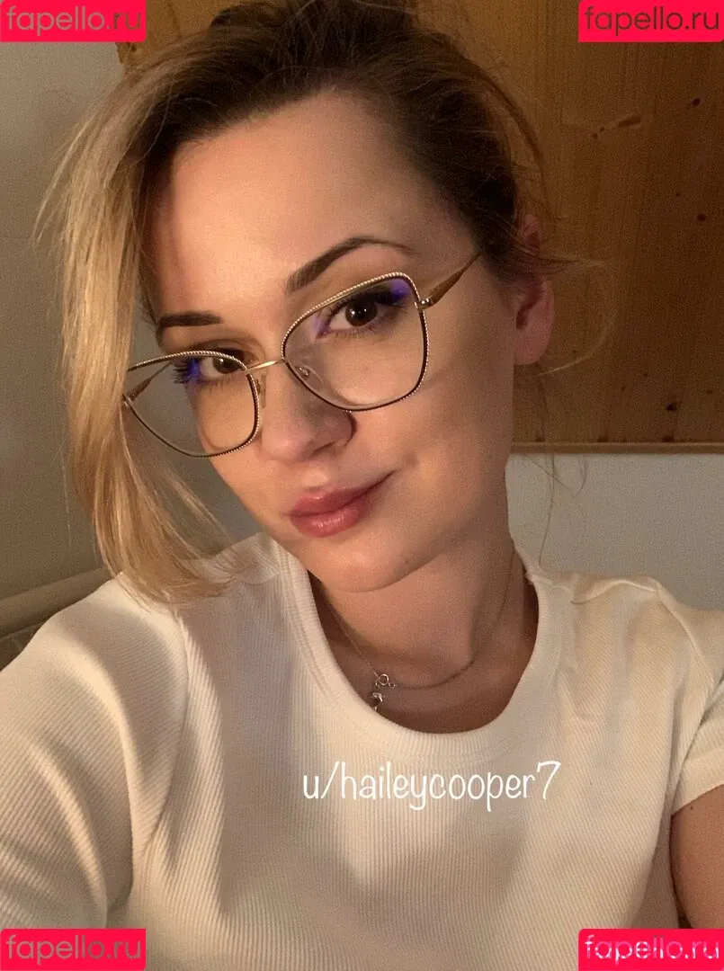 Hailey Cooper / haileycooper7 / homewithhaileyc Onlyfans Photo Gallery 