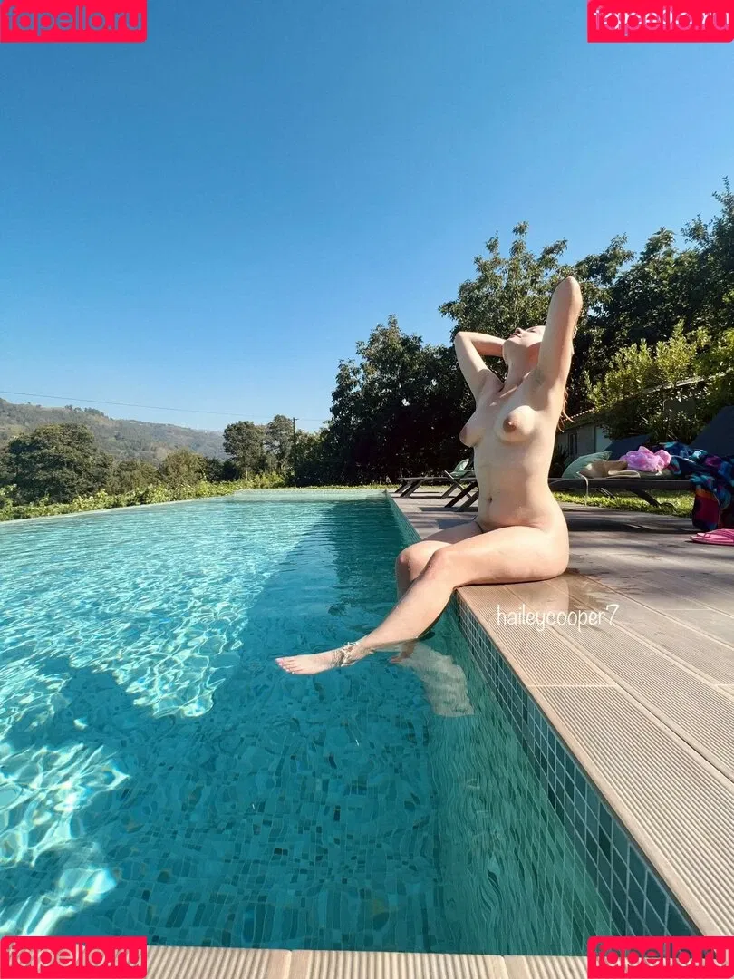 Hailey Cooper / haileycooper7 / homewithhaileyc Onlyfans Photo Gallery 