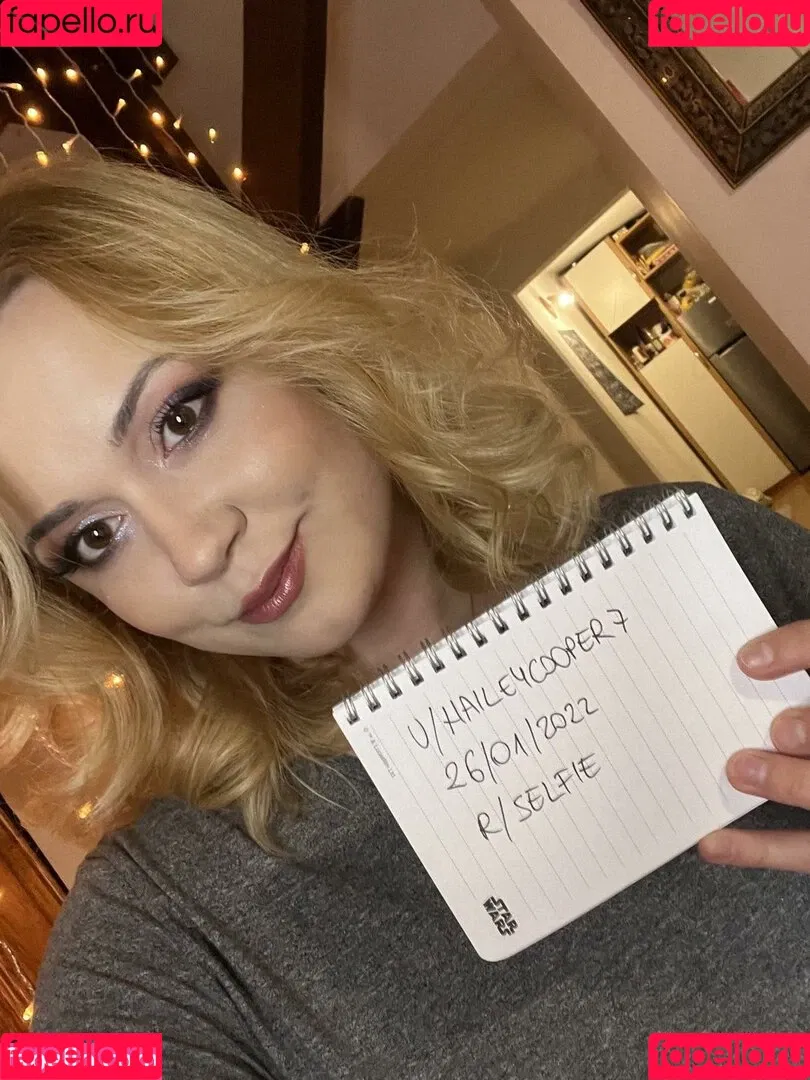 Hailey Cooper / haileycooper7 / homewithhaileyc Onlyfans Photo Gallery 