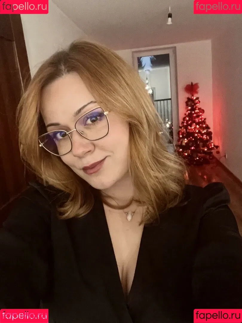 Hailey Cooper / haileycooper7 / homewithhaileyc Onlyfans Photo Gallery 