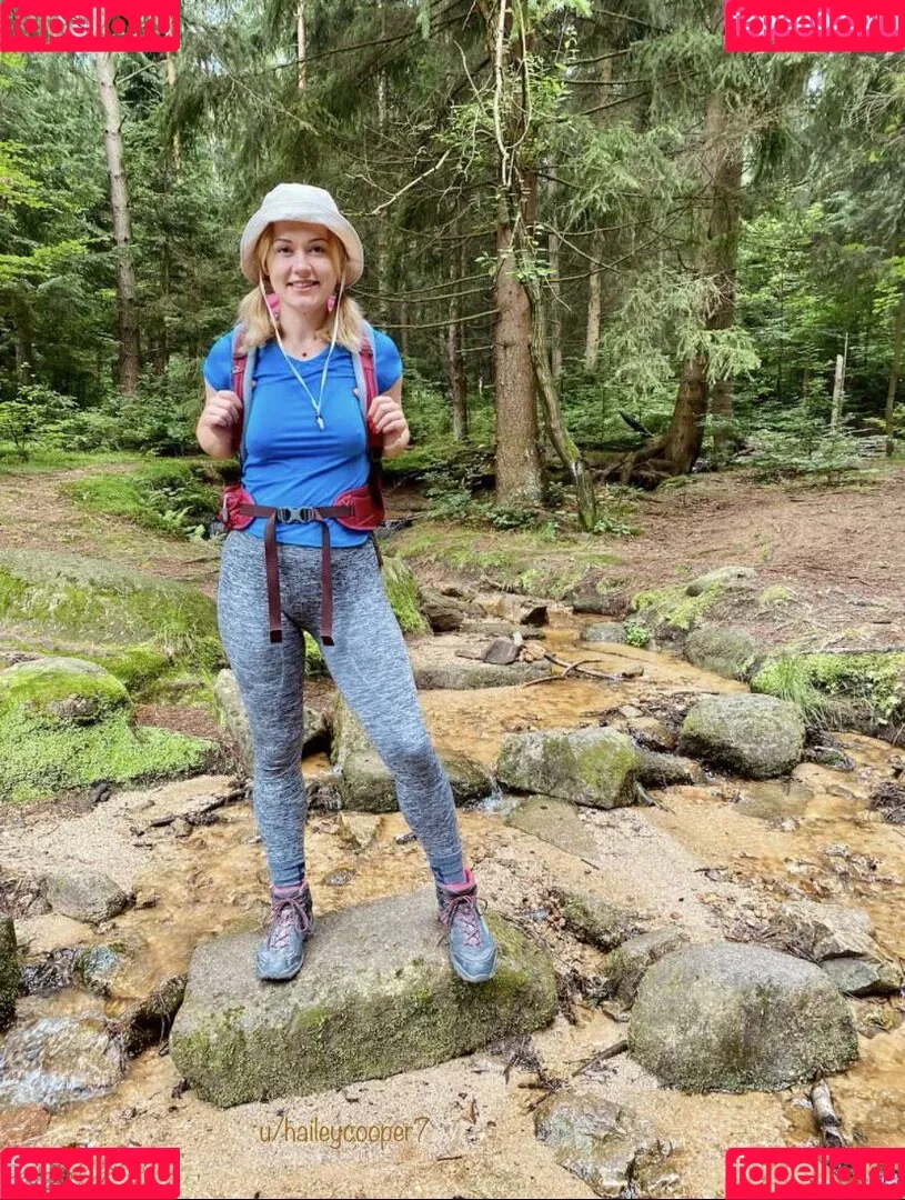 Hailey Cooper / haileycooper7 / homewithhaileyc Onlyfans Photo Gallery 