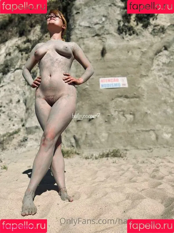 Hailey Cooper / haileycooper7 / homewithhaileyc Onlyfans Photo Gallery 