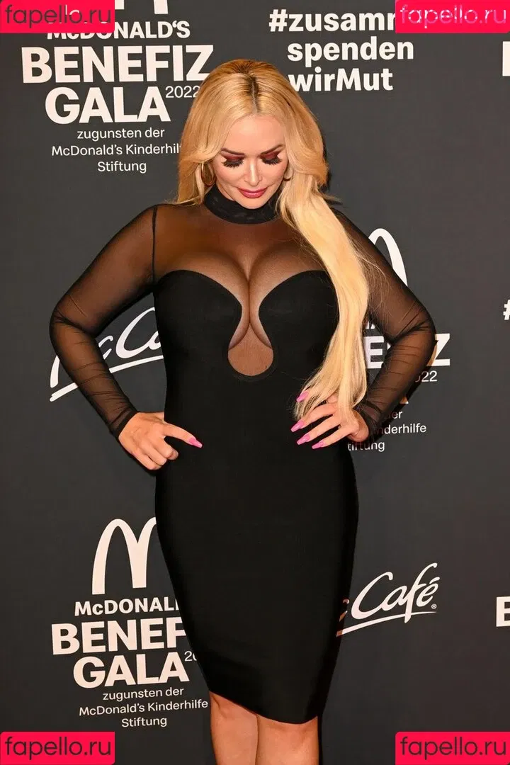 Daniela Katzenberger / danielakatzenberger Onlyfans Photo Gallery 