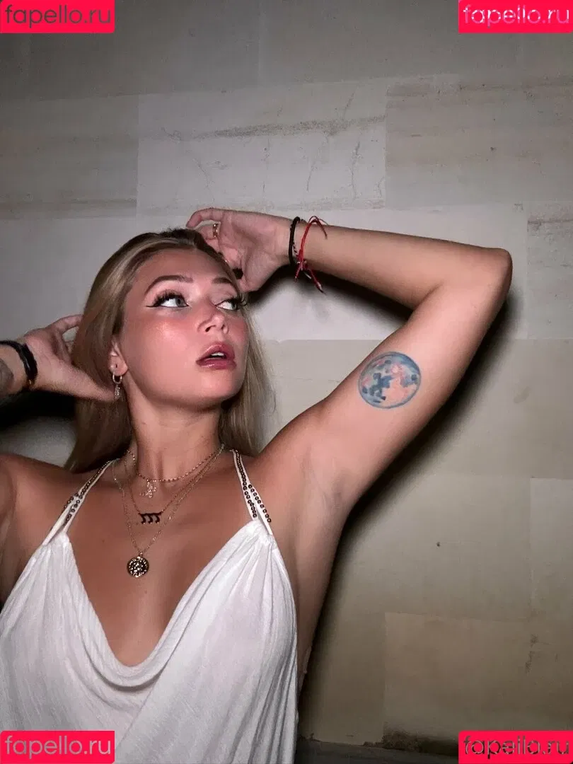 clairethomps98 / clairethompson Onlyfans Photo Gallery 