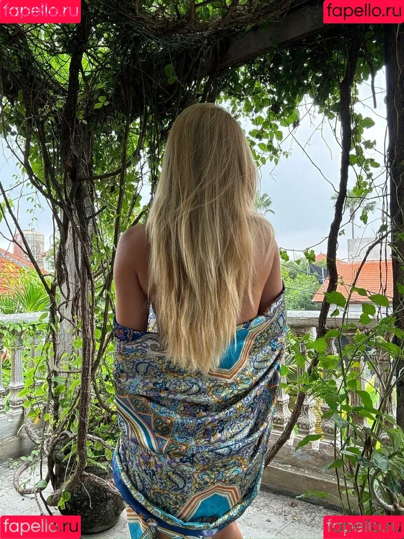 clairethomps98 / clairethompson Onlyfans Photo Gallery 