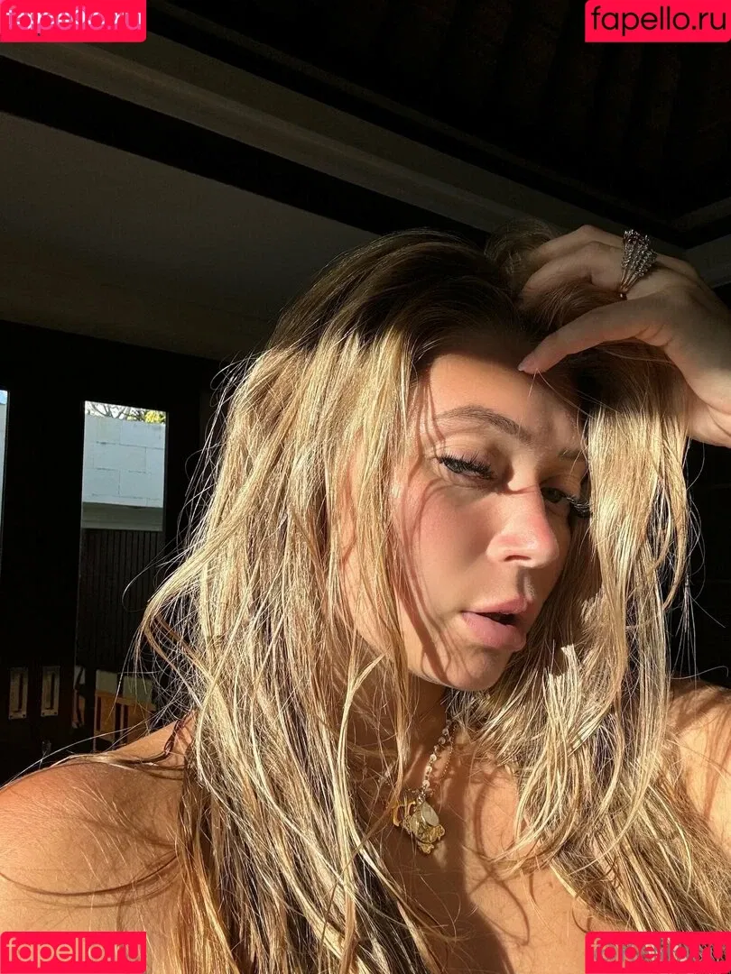 clairethomps98 / clairethompson Onlyfans Photo Gallery 