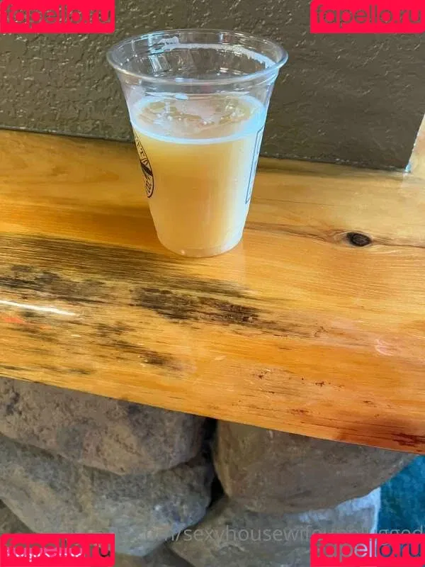 Wild Riley Rae / officiallyrileyrae / sexyhousewifeunplugged Onlyfans Photo Gallery 