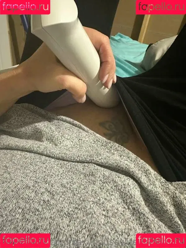 Wild Riley Rae / officiallyrileyrae / sexyhousewifeunplugged Onlyfans Photo Gallery 