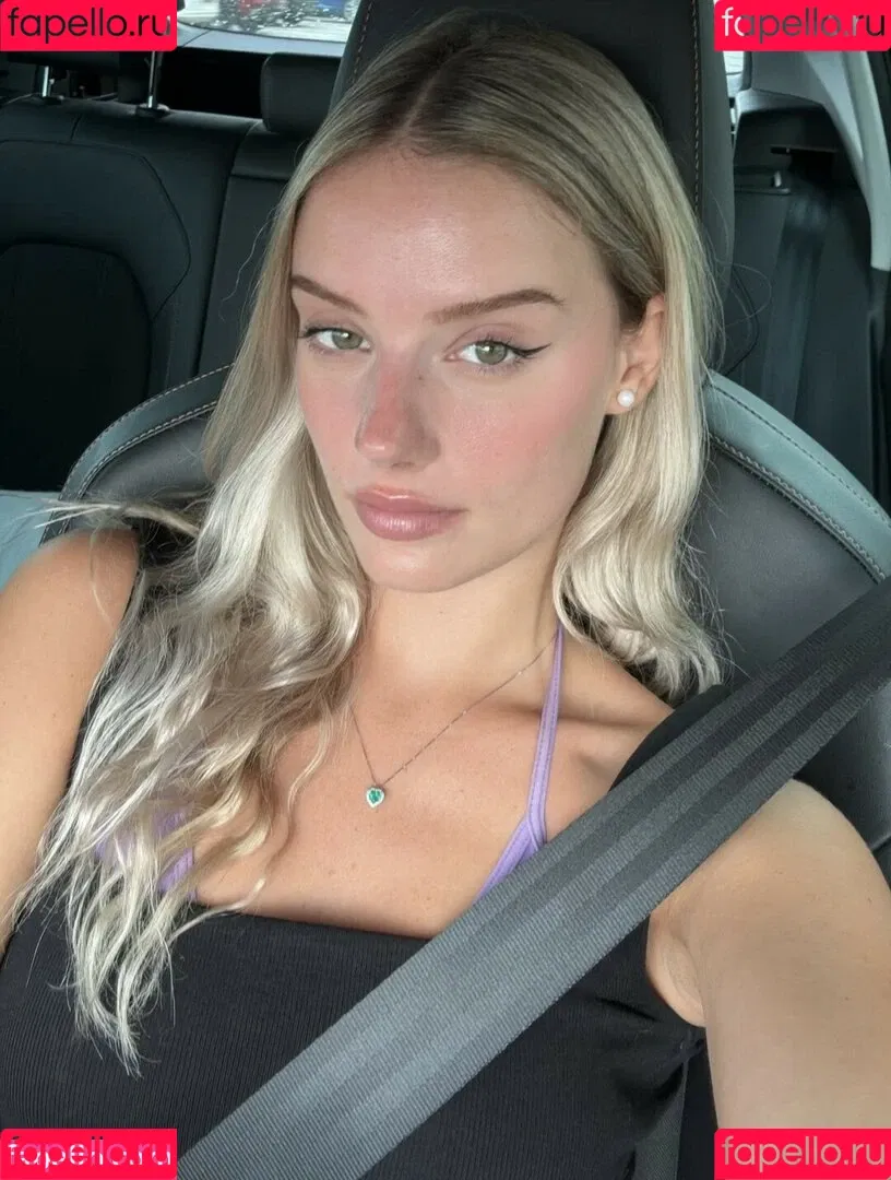 Lia Sikora / liasikora Onlyfans Photo Gallery 