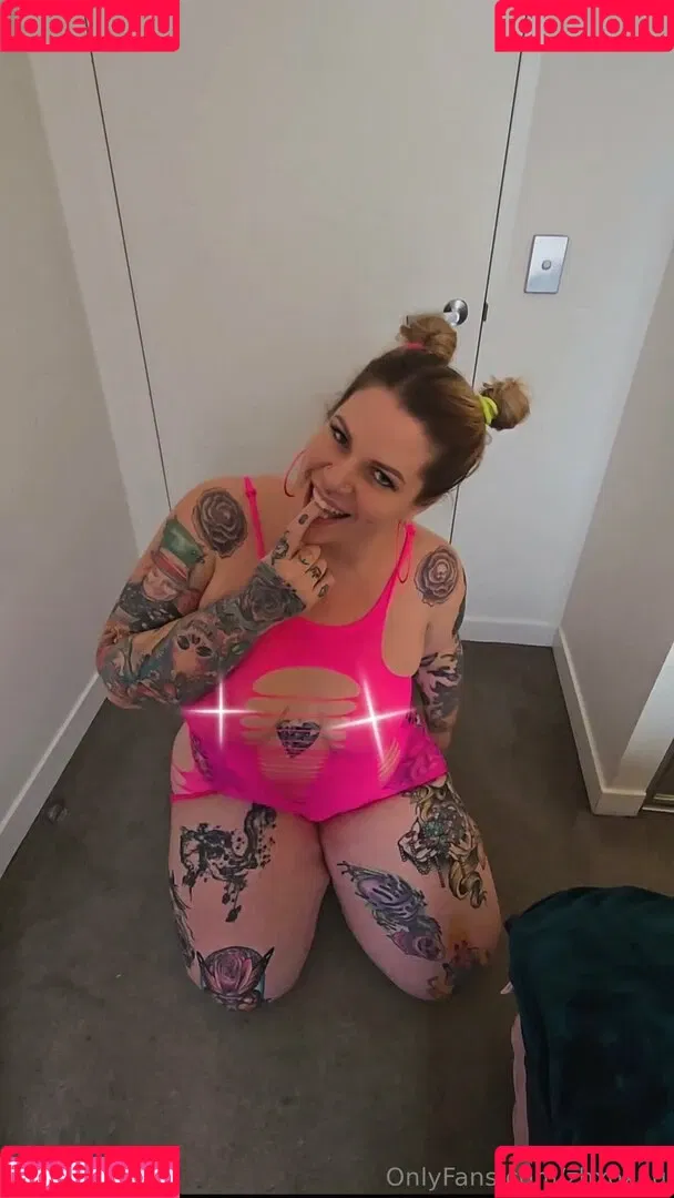 zhxoxau / zoehunterxox Onlyfans Photo Gallery 