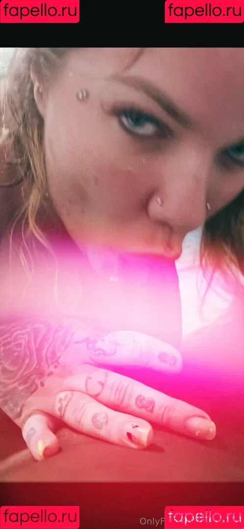 zhxoxau / zoehunterxox Onlyfans Photo Gallery 