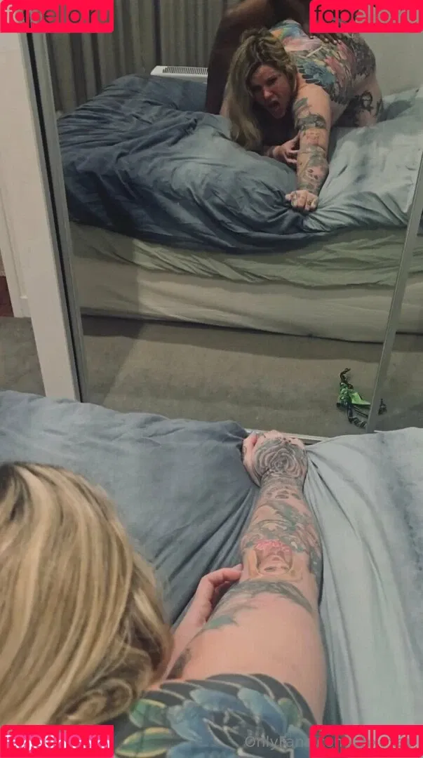 zhxoxau / zoehunterxox Onlyfans Photo Gallery 