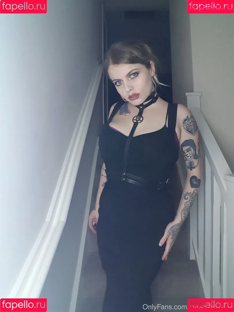 margotthr0bbie / missmarilynxx Onlyfans Photo Gallery 