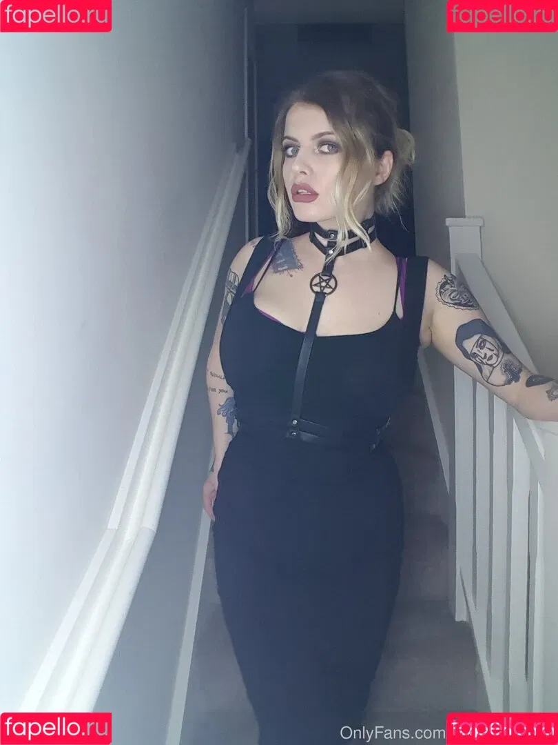 margotthr0bbie / missmarilynxx Onlyfans Photo Gallery 