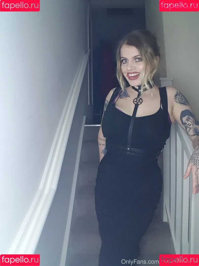 margotthr0bbie / missmarilynxx Onlyfans Photo Gallery 