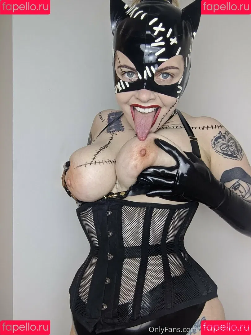 margotthr0bbie / missmarilynxx Onlyfans Photo Gallery 