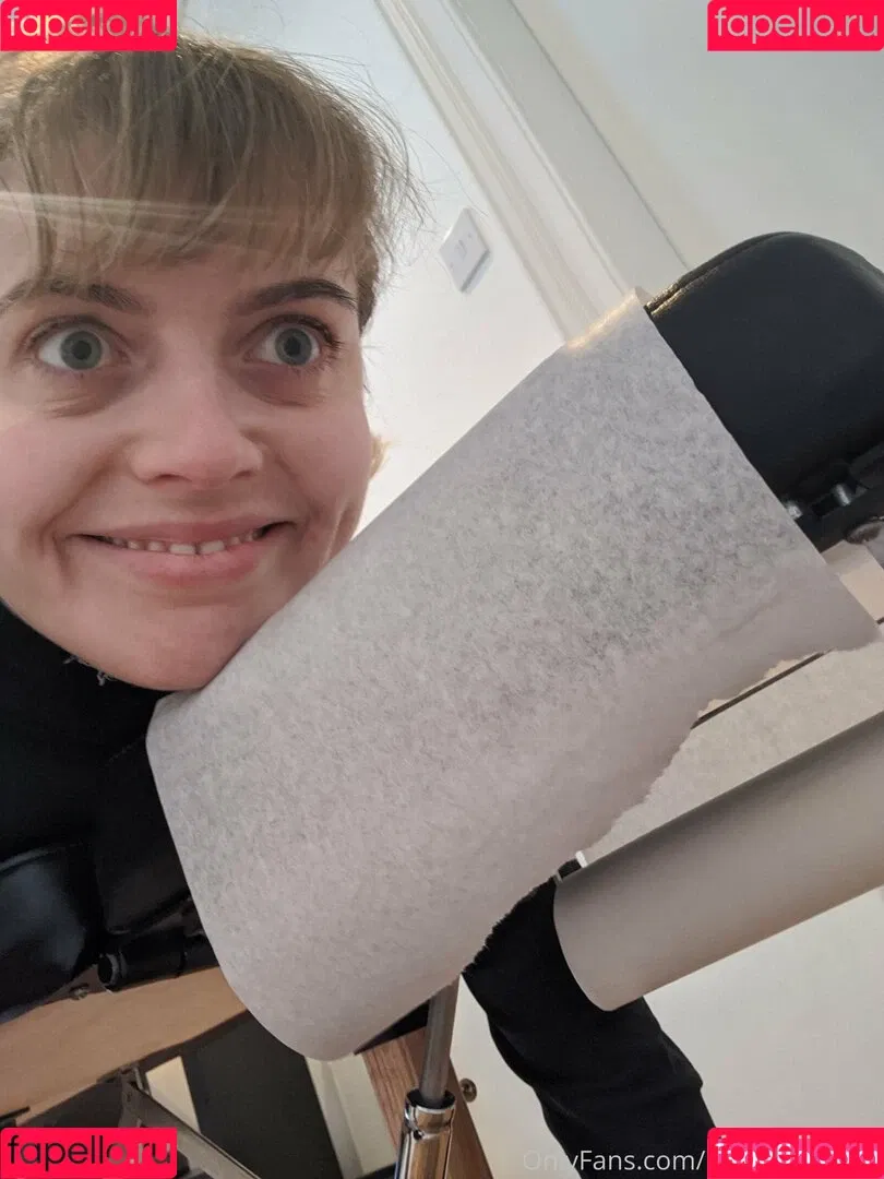 margotthr0bbie / missmarilynxx Onlyfans Photo Gallery 