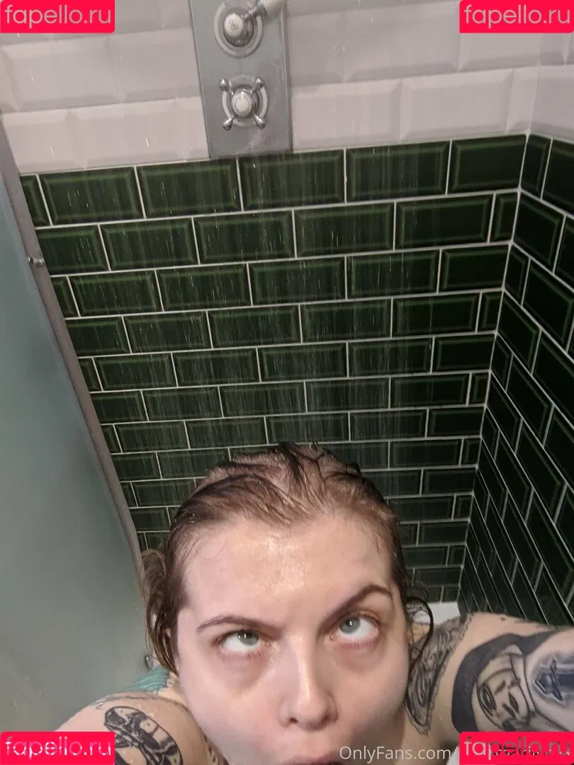 margotthr0bbie / missmarilynxx Onlyfans Photo Gallery 