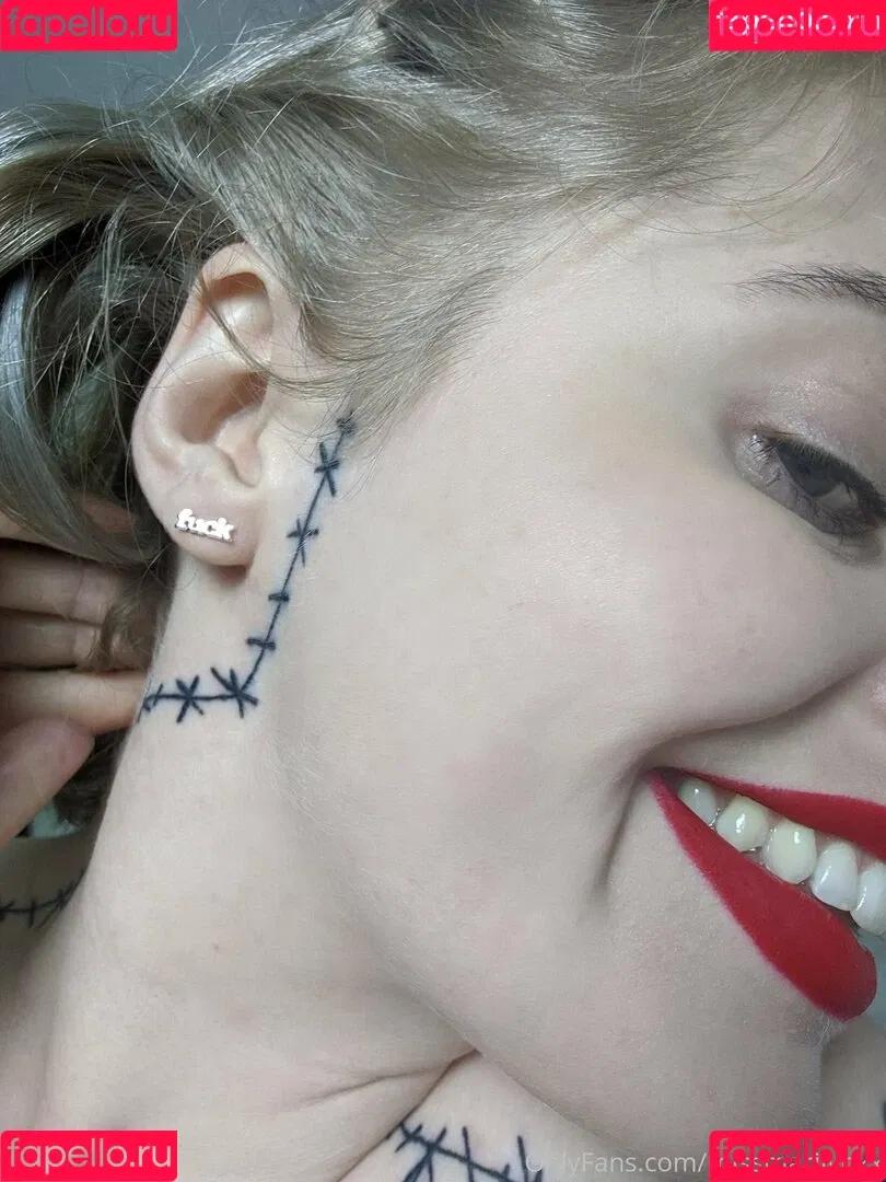 margotthr0bbie / missmarilynxx Onlyfans Photo Gallery 