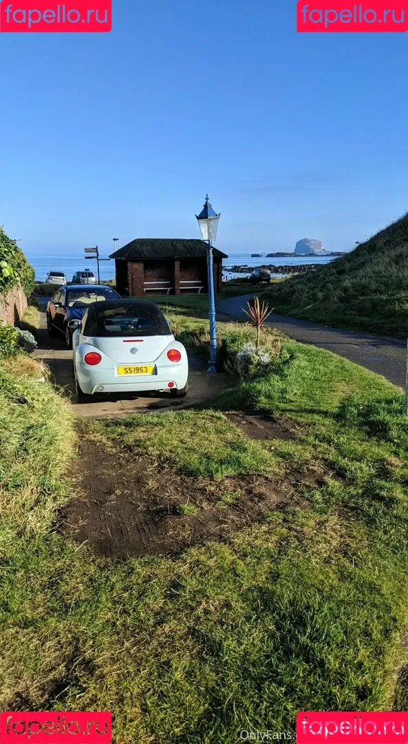 margotthr0bbie / missmarilynxx Onlyfans Photo Gallery 