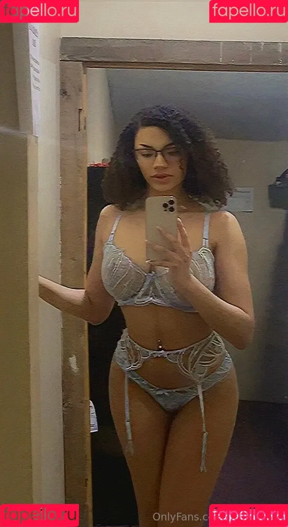 skimpystar Onlyfans Photo Gallery 