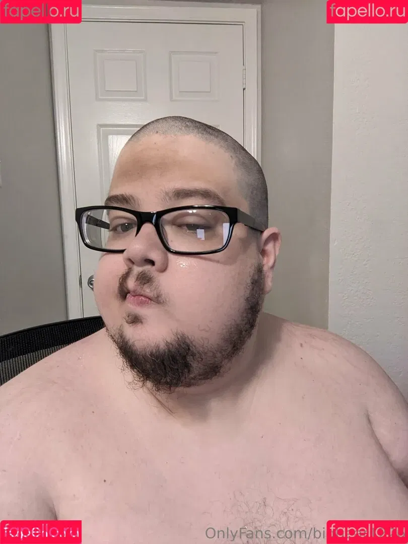 bigbear1226 / idududfhf6272 Onlyfans Photo Gallery 