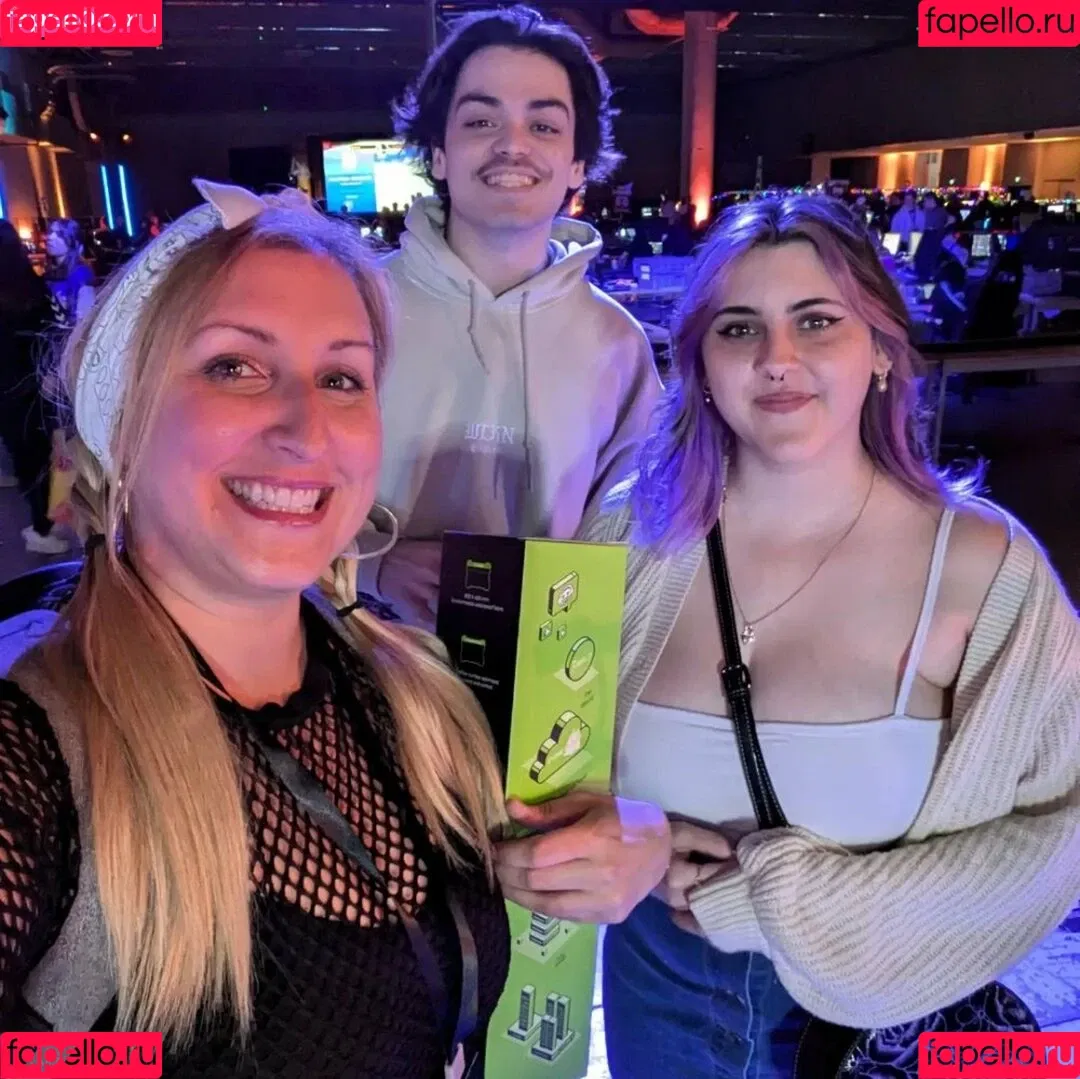 Valerie / valeriec / valeriefrausto_ Onlyfans Photo Gallery 