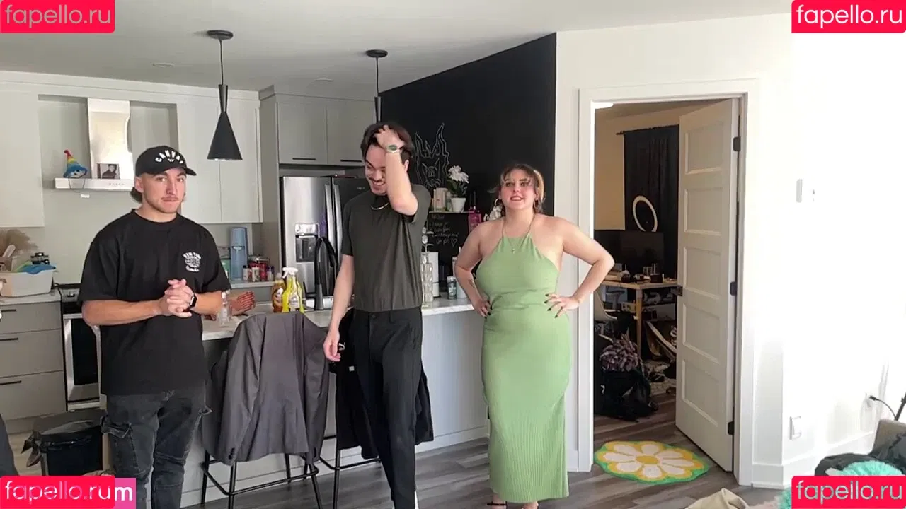 Valerie / valeriec / valeriefrausto_ Onlyfans Photo Gallery 