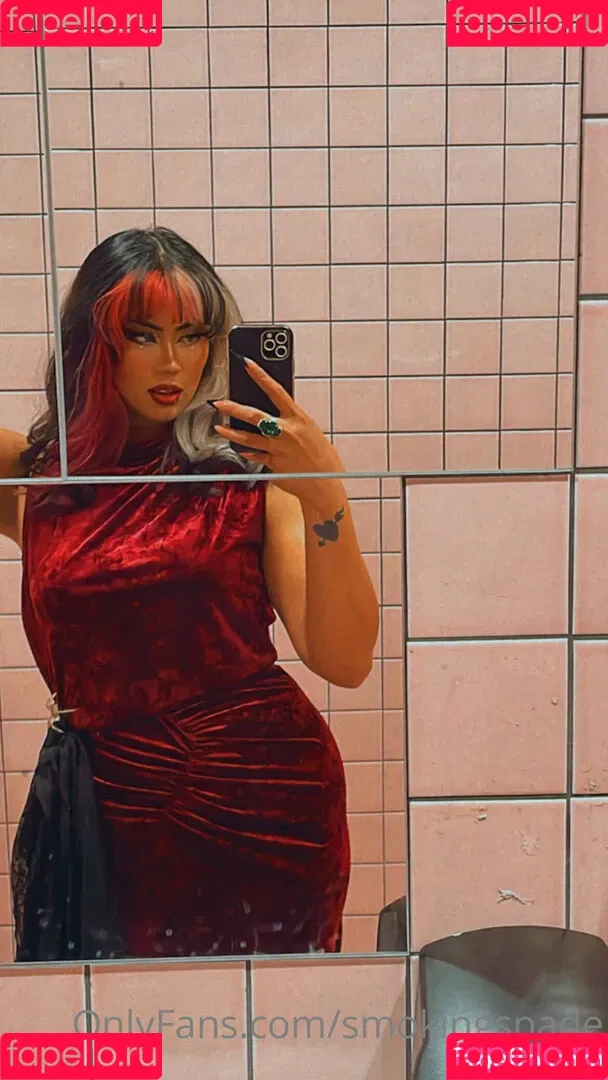 karaspade / smokingspade Onlyfans Photo Gallery 